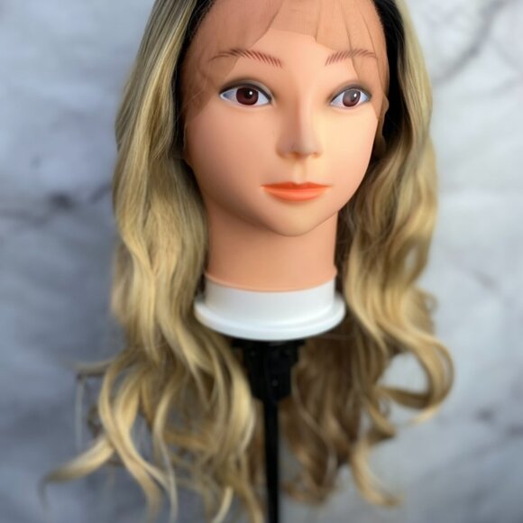 Ombre Blonde Lace Front Wig - Picture 6 of 8